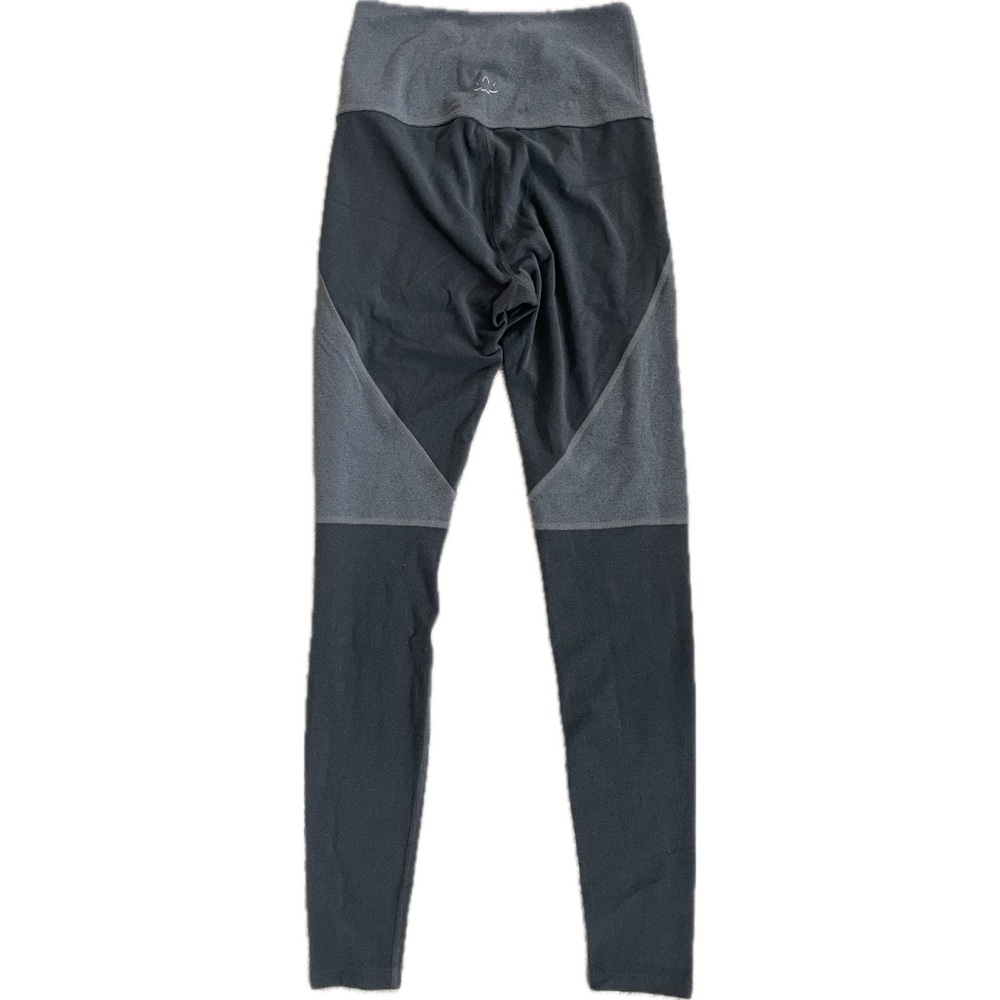 Beyond Yoga Legging Colorblock High Rise Tight medium - Picture 2 of 4